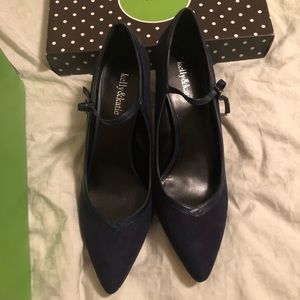 Brand New! Kelly & Katie Navy Strappy Heel 11M